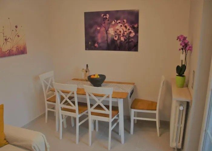Spacious 2-Bedroom Apartment With Luxury Feel